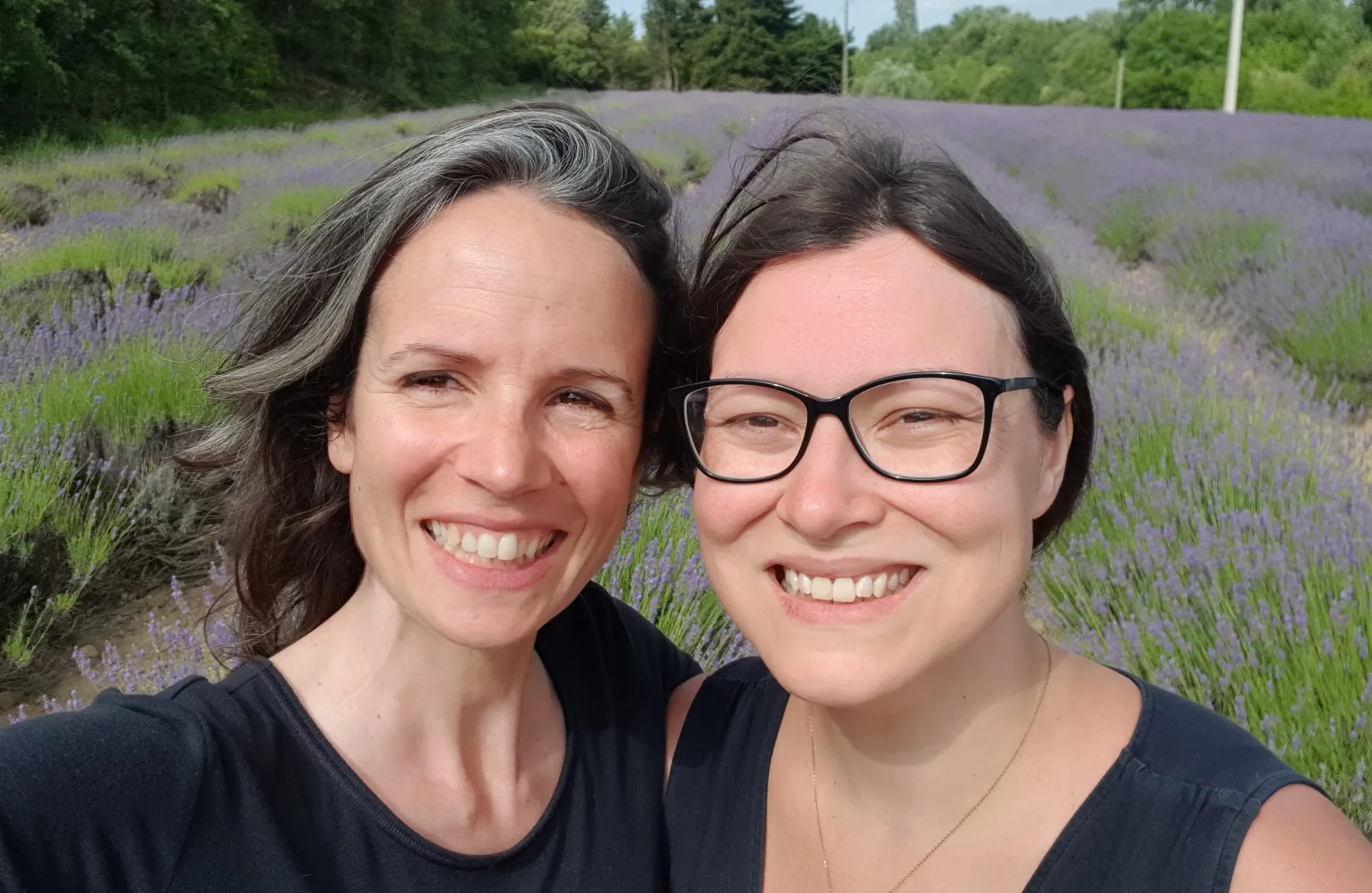 Le duo Amba Yoga - Anh Leroyer et Aliénor Rocher